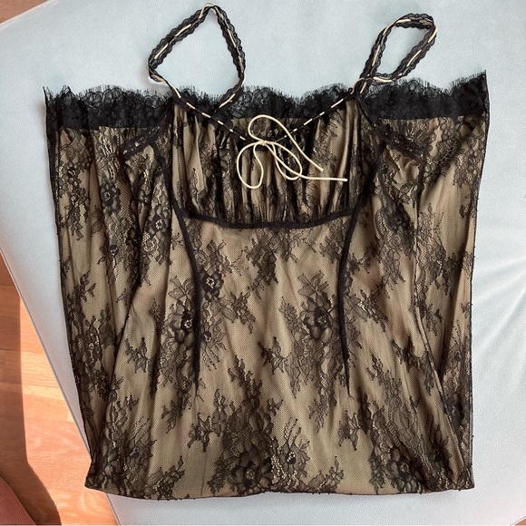 Rouje Ivona Dress in Noir Lace - Picture 5 of 10